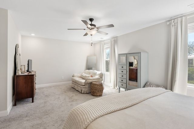 235 Grandstand Blvd, Gallatin, TN 37066