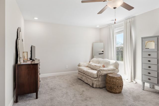 235 Grandstand Blvd, Gallatin, TN 37066