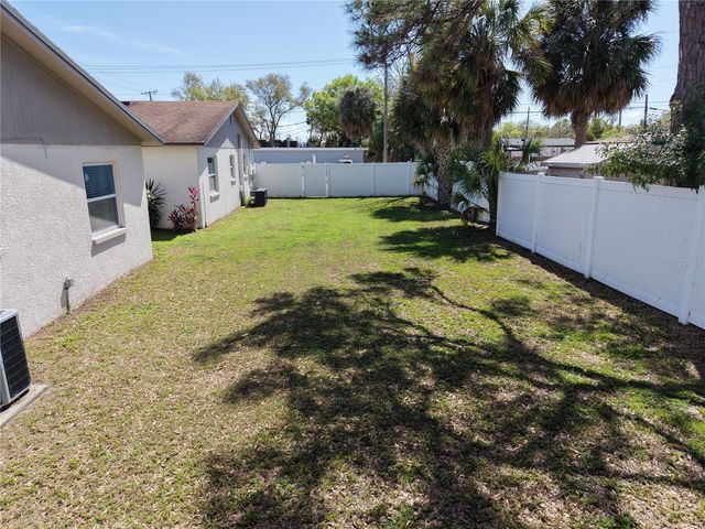 6627 S WEST SHORE BOULEVARD, Tampa, FL 33616