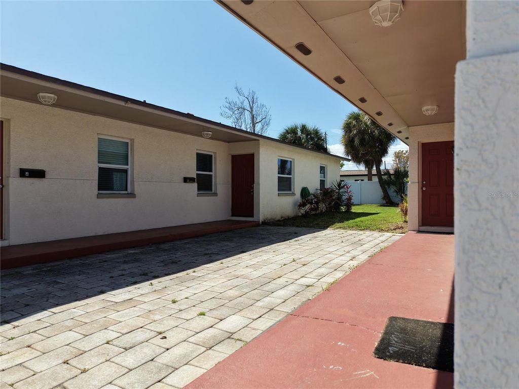 6627 S WEST SHORE BOULEVARD, Tampa, FL 33616