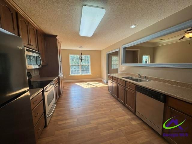 201 Boulder Creek, Kathleen, GA 31047