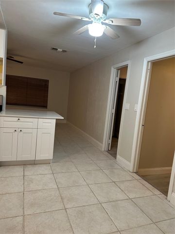 7907 SW 3rd Street, North Lauderdale, FL 33068