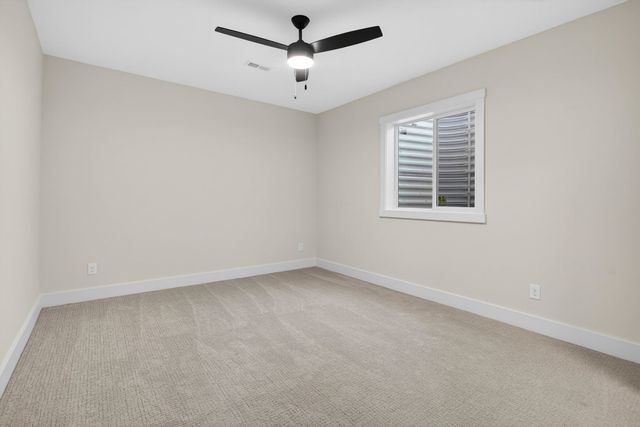 7091 SPRING CREEK Drive, Bettendorf, IA 52722