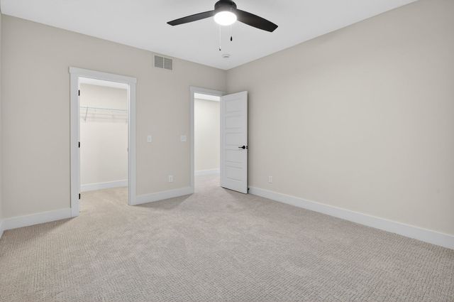 7091 SPRING CREEK Drive, Bettendorf, IA 52722