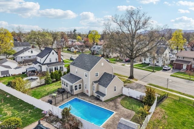 525 Ramapo Ave, Pompton Lakes Boro, NJ 07442