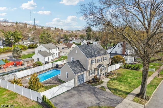 525 Ramapo Ave, Pompton Lakes Boro, NJ 07442