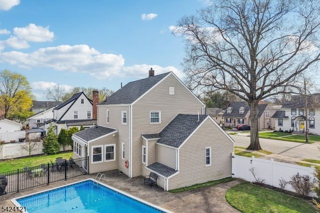 525 Ramapo Ave, Pompton Lakes Boro, NJ 07442