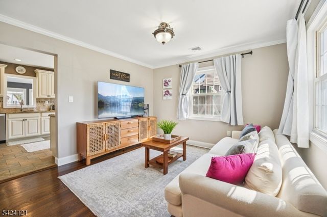 525 Ramapo Ave, Pompton Lakes Boro, NJ 07442