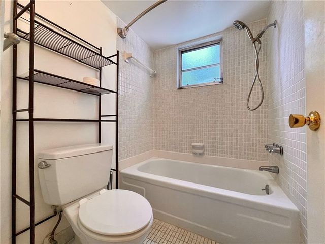 4480 IRONWOOD CIRCLE 305A, Bradenton, FL 34209