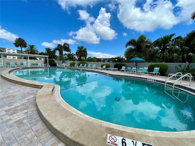4480 IRONWOOD CIRCLE 305A, Bradenton, FL 34209