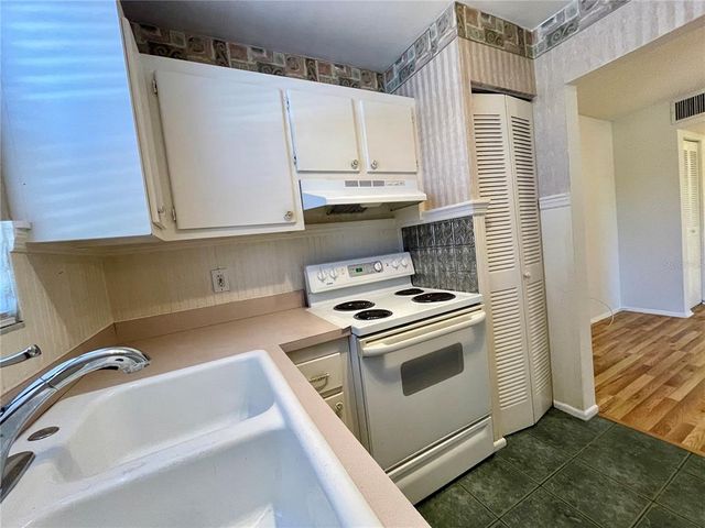 4480 IRONWOOD CIRCLE 305A, Bradenton, FL 34209