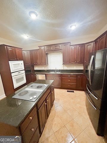 1136 Cole Lake Road, Dallas, GA 30157