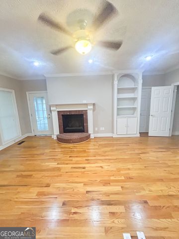 1136 Cole Lake Road, Dallas, GA 30157