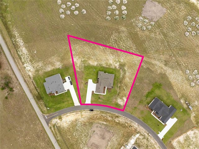 1439 CR 212, Oxford, FL 34484