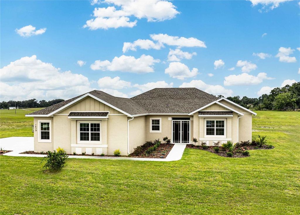 1439 CR 212, Oxford, FL 34484