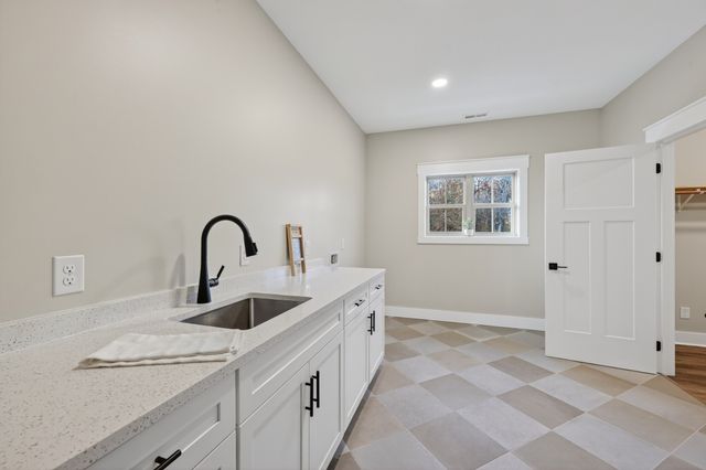 3966 Baggett Rd, Springfield, TN 37172