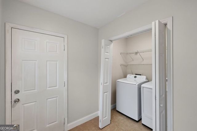2492 Maple Street, East Point, GA 30344