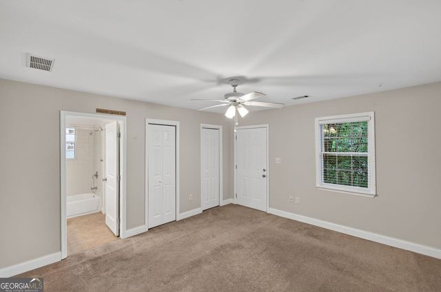 2492 Maple Street, East Point, GA 30344