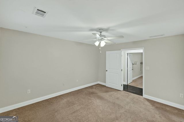 2492 Maple Street, East Point, GA 30344