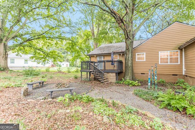 2492 Maple Street, East Point, GA 30344