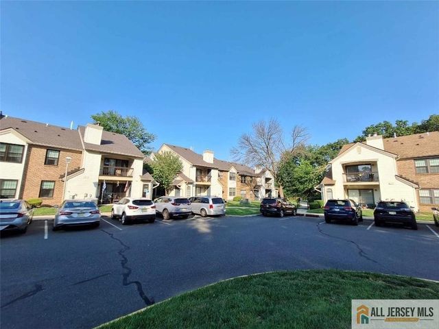 2013 Bayhead Drive, Sayreville, NJ 08859