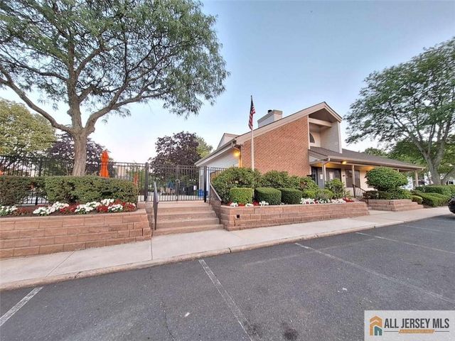 2013 Bayhead Drive, Sayreville, NJ 08859