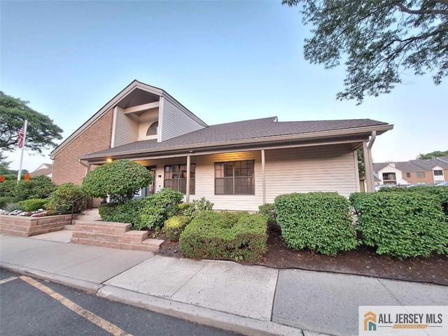 2013 Bayhead Drive, Sayreville, NJ 08859