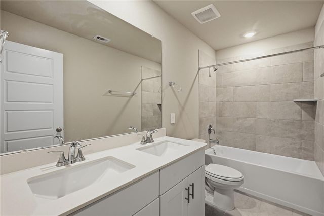 419 Gram Hill Drive, Conroe, TX 77316