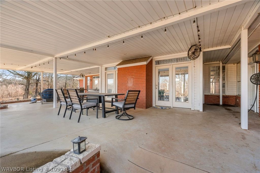 6340 N Highway 59 6340 N Highway 59