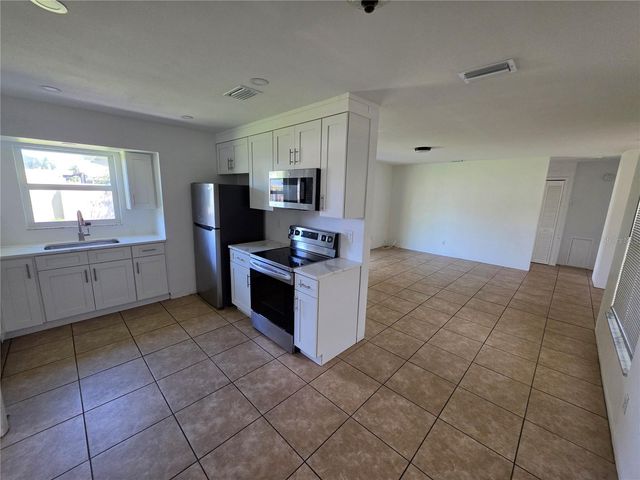 3119 60TH STREET N, St Petersburg, FL 33710