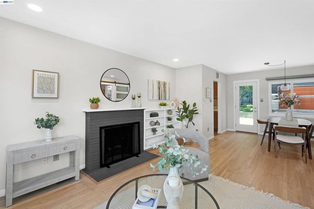 25826 Bryn Mawr Ave, Hayward, CA 94542