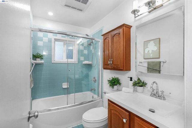 25826 Bryn Mawr Ave, Hayward, CA 94542