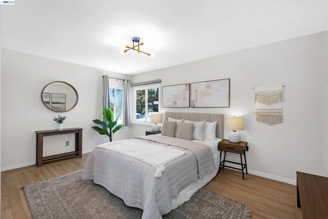 25826 Bryn Mawr Ave, Hayward, CA 94542