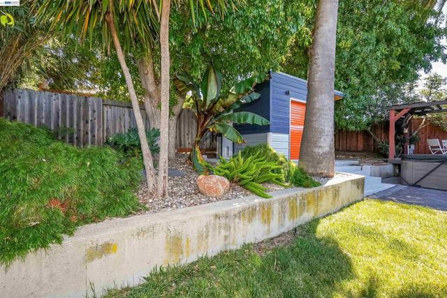 25826 Bryn Mawr Ave, Hayward, CA 94542
