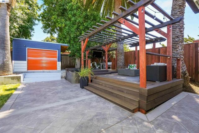 25826 Bryn Mawr Ave, Hayward, CA 94542