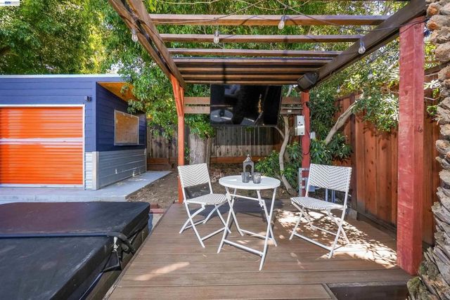25826 Bryn Mawr Ave, Hayward, CA 94542