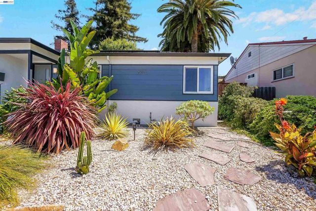 25826 Bryn Mawr Ave, Hayward, CA 94542