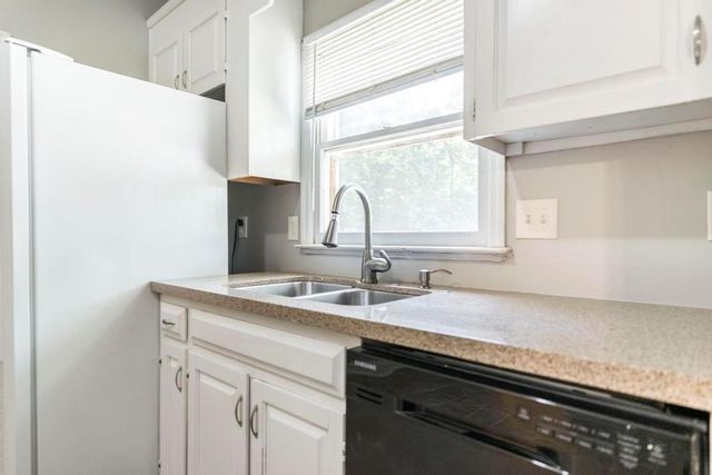 252 N Wesleyan Circle, Macon, GA 31210