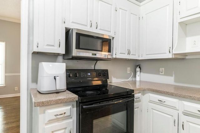 252 N Wesleyan Circle, Macon, GA 31210