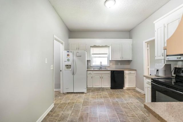 252 N Wesleyan Circle, Macon, GA 31210