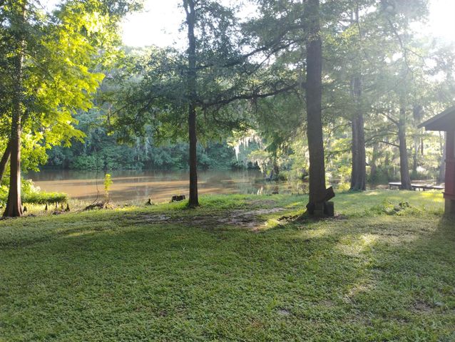 234 County Road 2870, Cleveland, TX 77327
