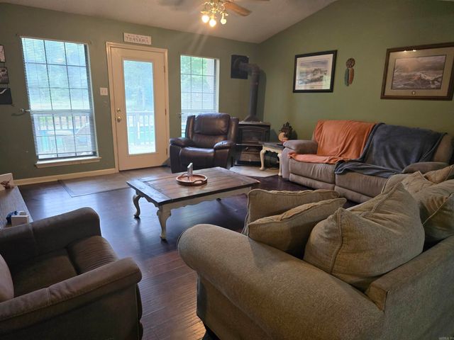 3 Holly Lane, Conway, AR 72032