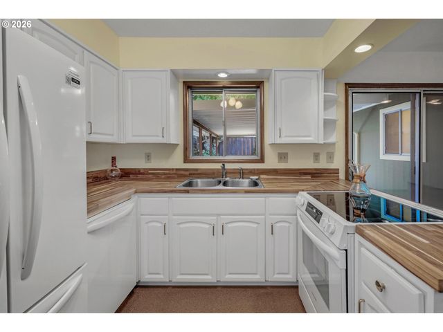 5122 Se 36TH Pl, Portland, OR 97202