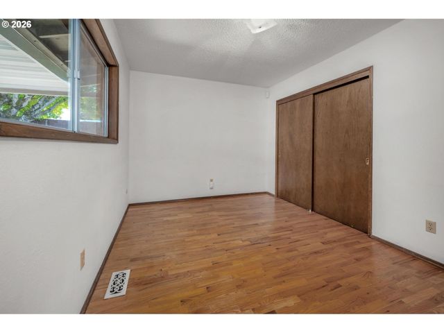 5122 Se 36TH Pl, Portland, OR 97202