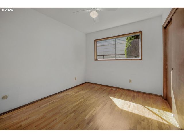 5122 Se 36TH Pl, Portland, OR 97202