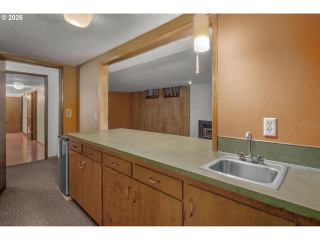 5122 Se 36TH Pl, Portland, OR 97202