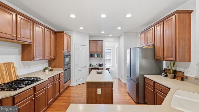 11811 SUMNER GLEN DR, Spotsylvania, VA 22551