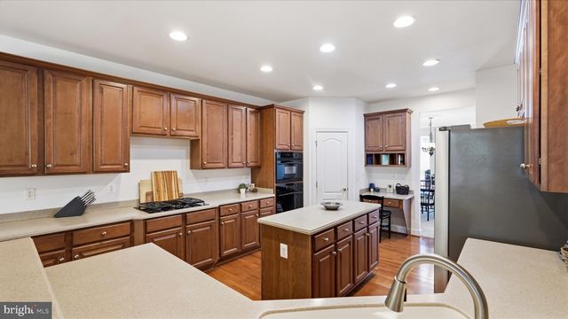 11811 SUMNER GLEN DR, Spotsylvania, VA 22551