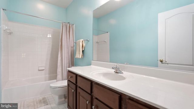 11811 SUMNER GLEN DR, Spotsylvania, VA 22551