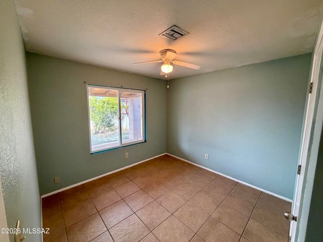 641 W La Pasadita Street, Tucson, AZ 85705